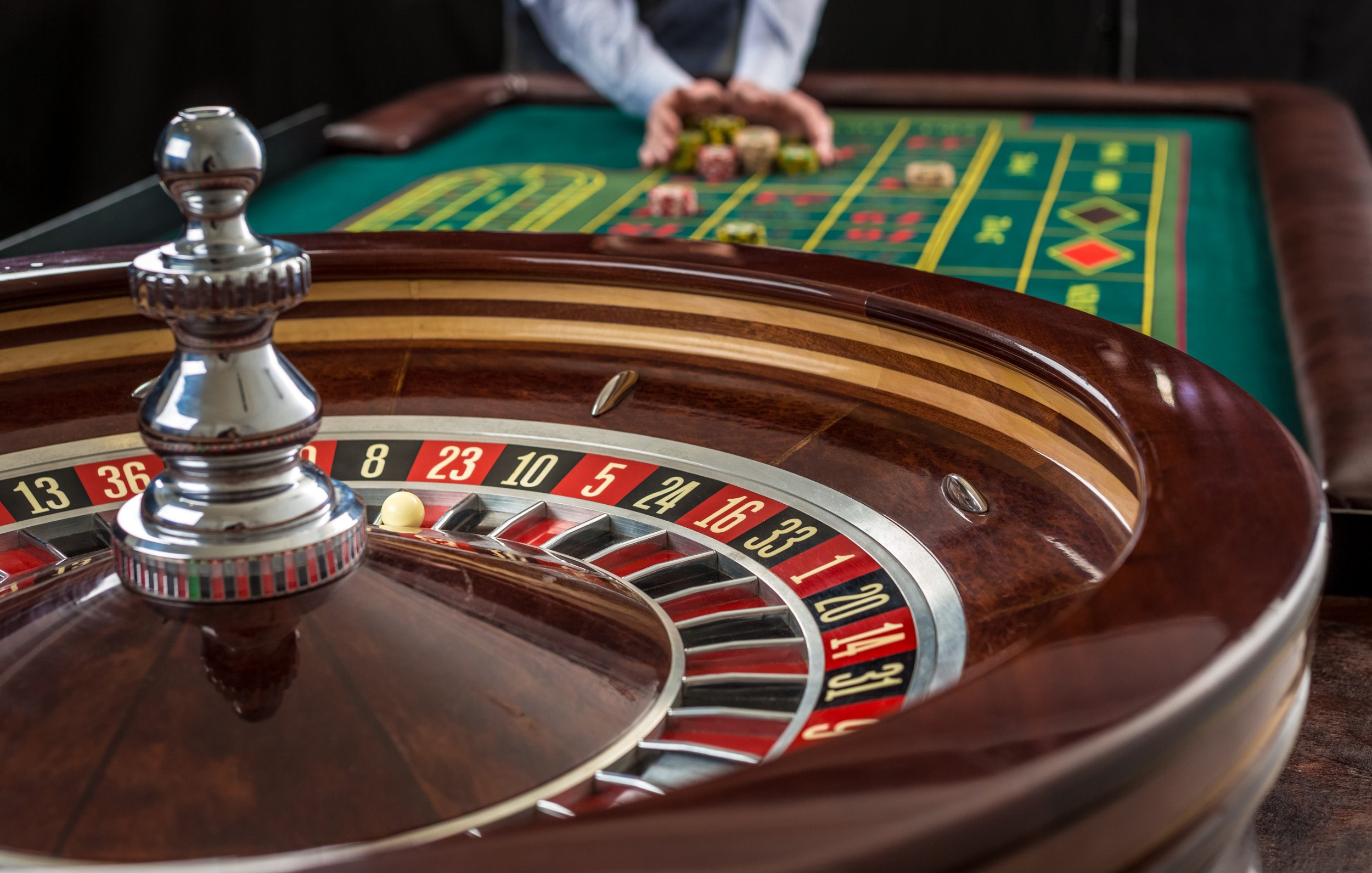 385 bet app